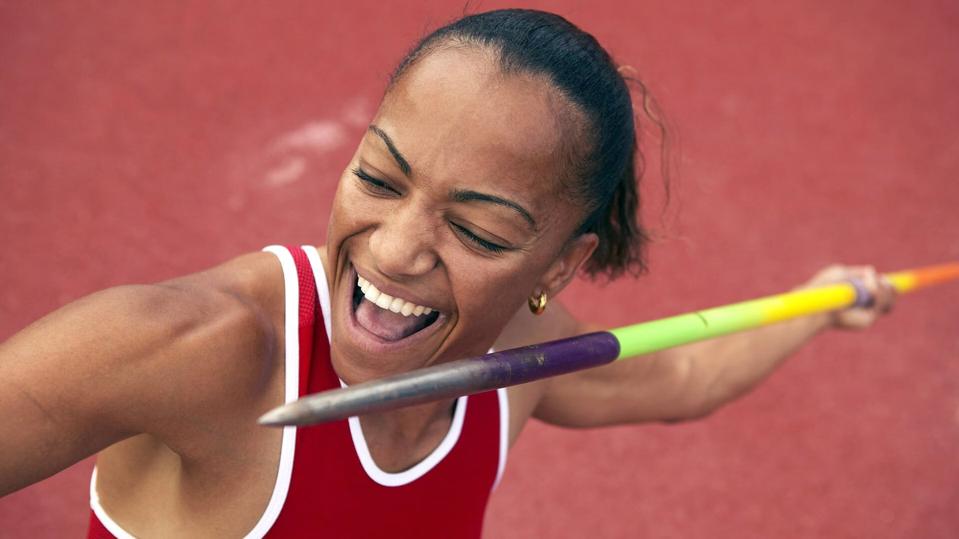 开云下载-红色风暴席卷伊莫拉，法拉利绝对统治下，汉密尔顿的孤胆英雄式表演